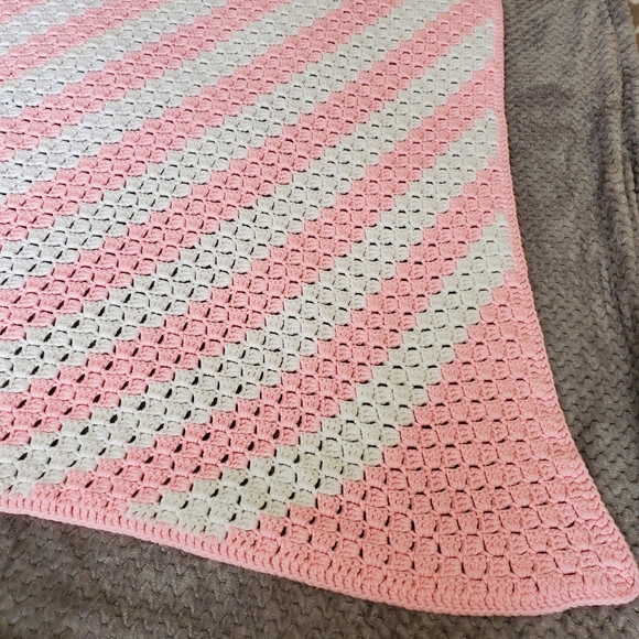 Handcrafted Crochet Baby Afghan - Picture 9 of 13